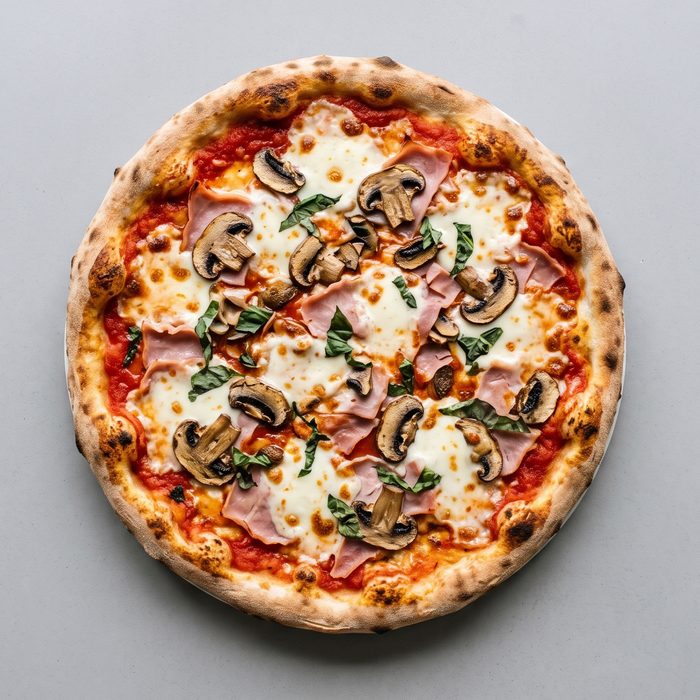 Prosciutto e funghi